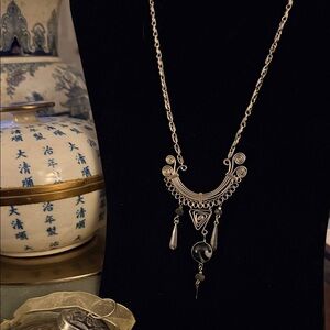 Elegant handmade, alpaca Silver Necklace with Black white glass Accents